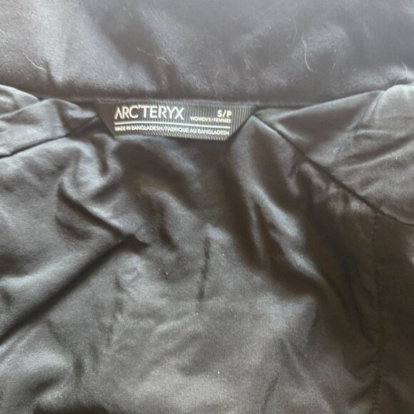 Women's Arcteryx Atom Vest - S, Black - Picture 4 of 4